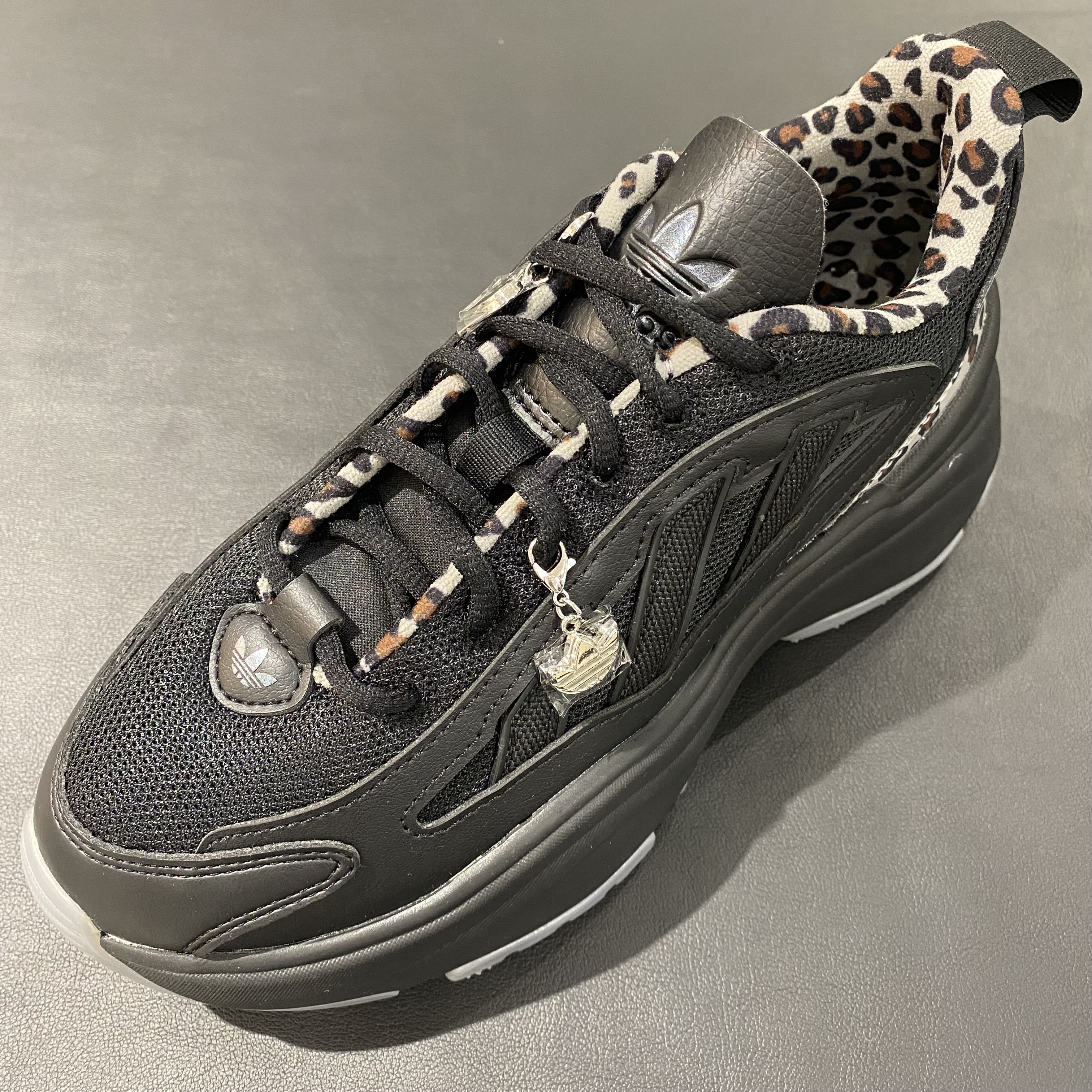 adidas OZGAIA🐆❤︎ │ABCマートグランドステージ/シャルロット